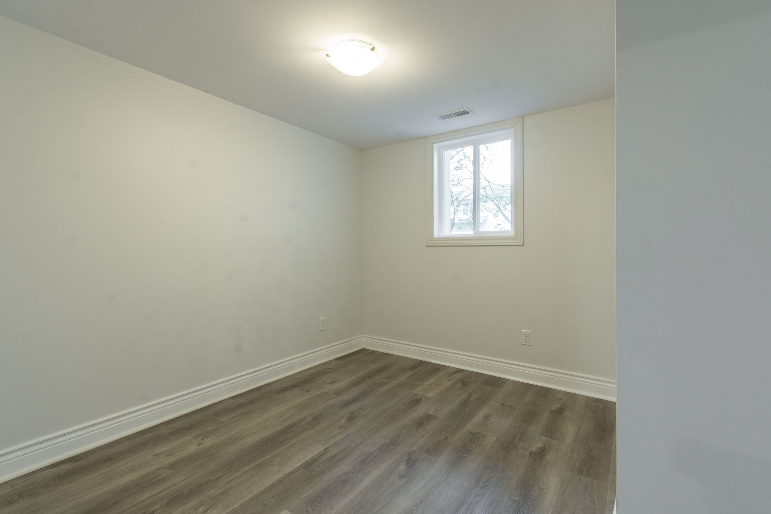 Unit 3 bedroom 2.jpg