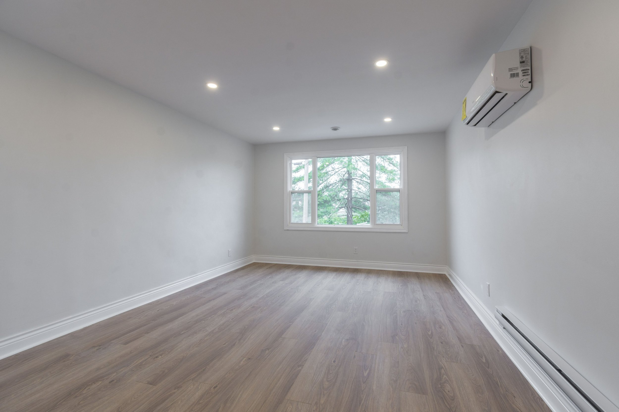 Unit 1 living room.jpg