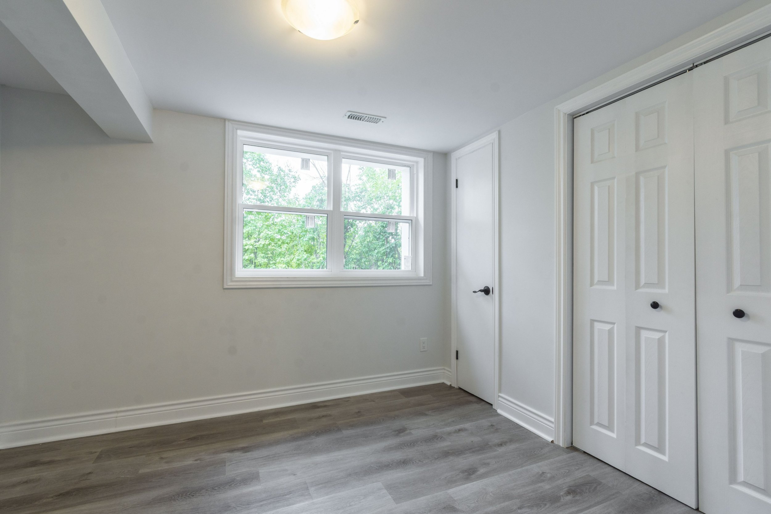 Unit 3 bedroom1.jpg