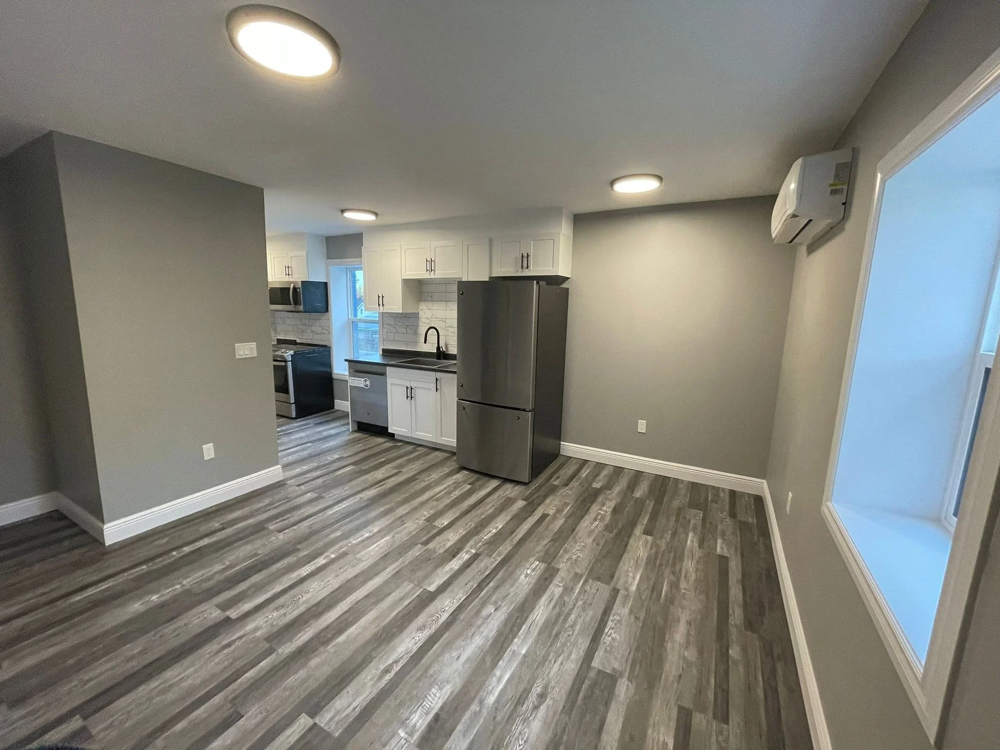 Living Room/Dining Room