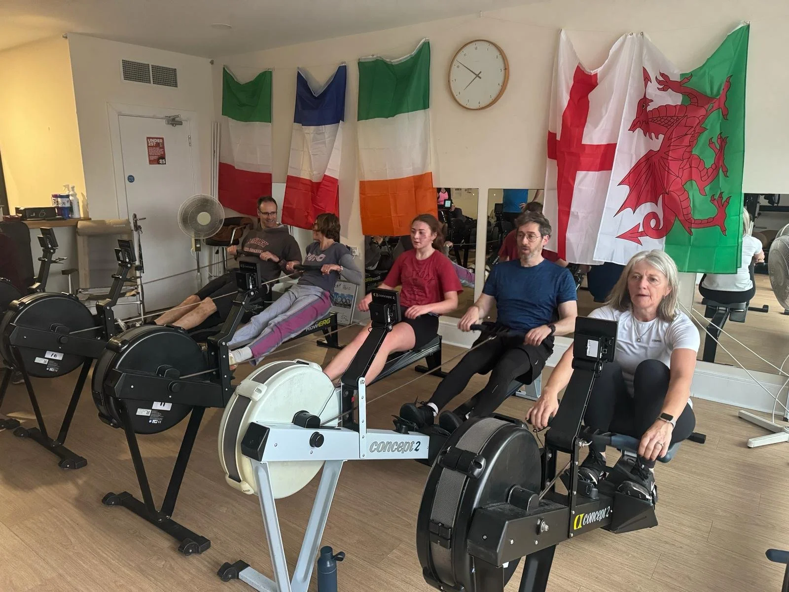 01721fbe-2e3e-44dc-9374-09e4def52def.jfif