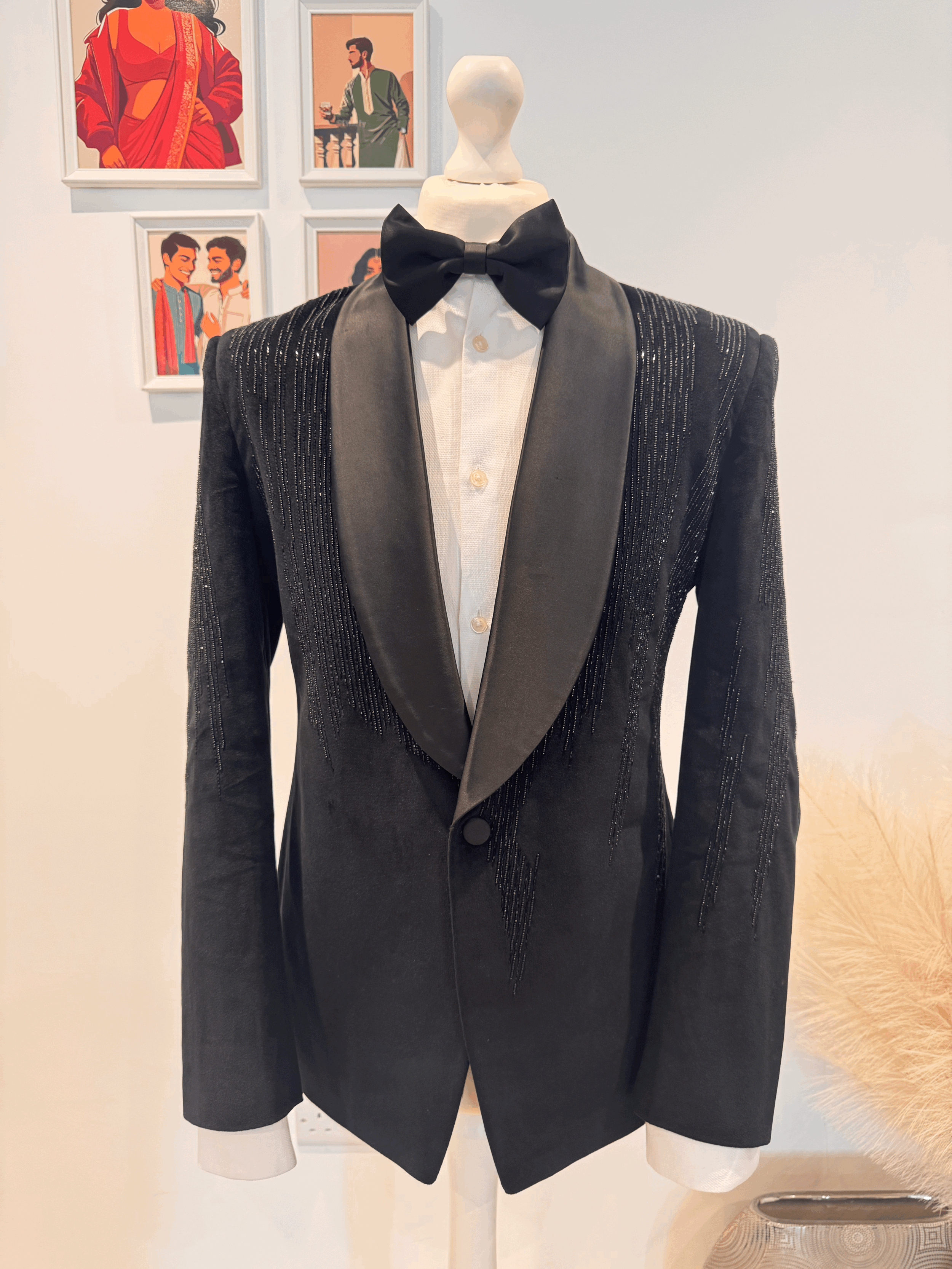 Beadwork Tuxedo [M/40]