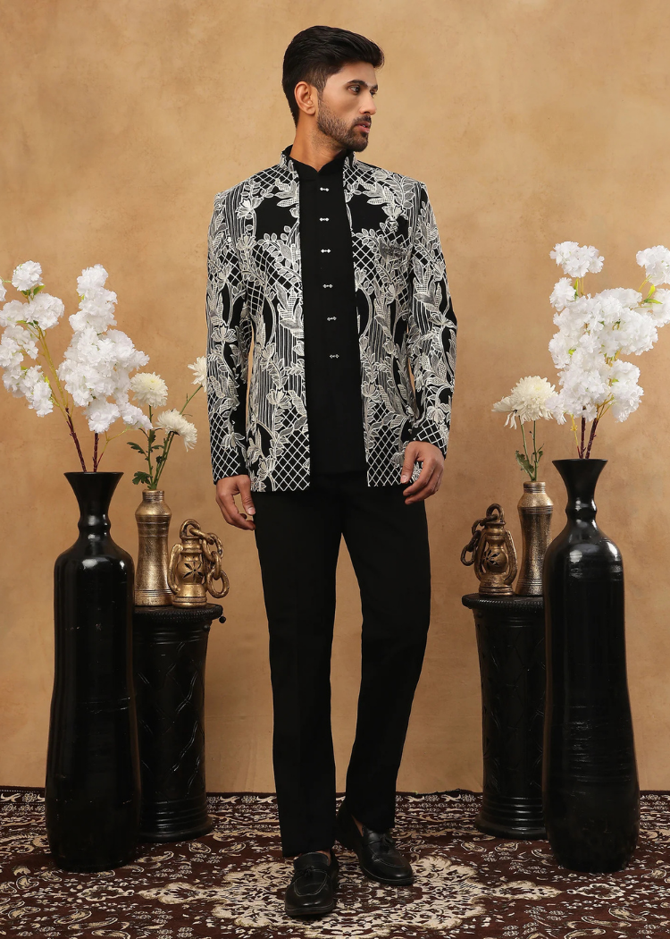 BLACK & SILVER (3).png