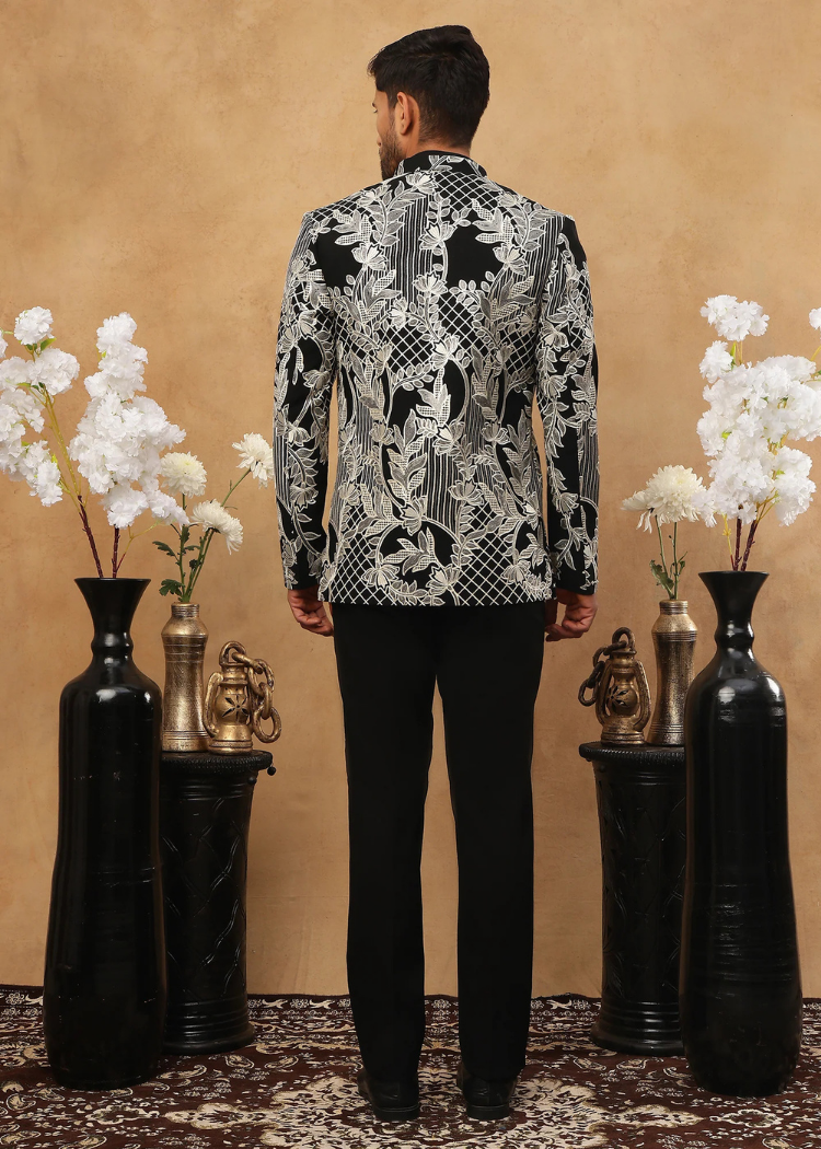 BLACK & SILVER (6).png