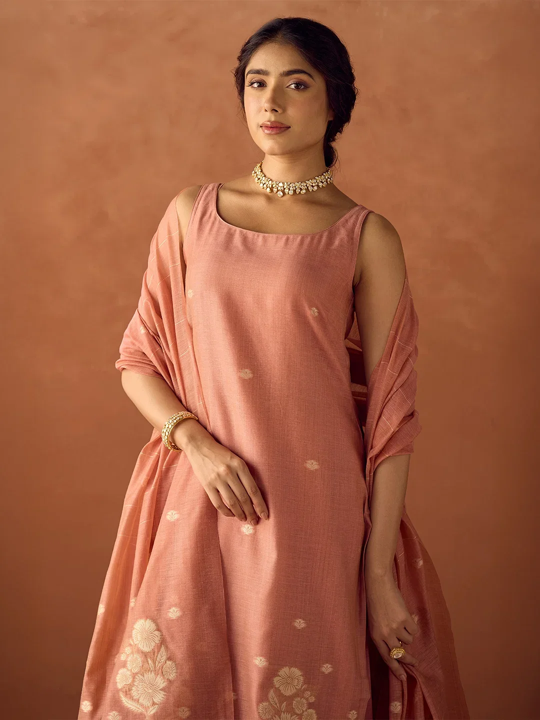SET0247_4.png.webp
