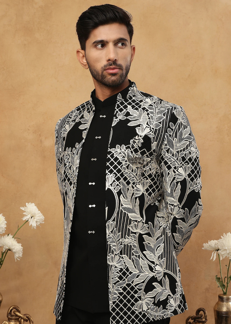 BLACK & SILVER (7).png