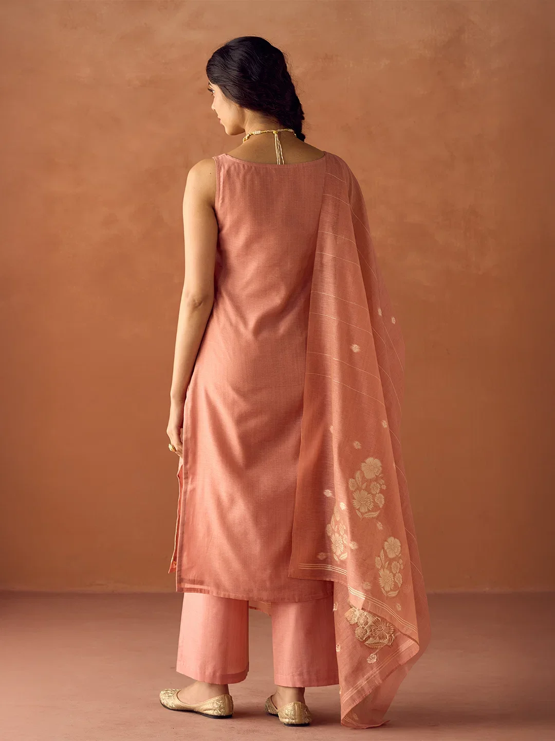 SET0247_2.png.webp