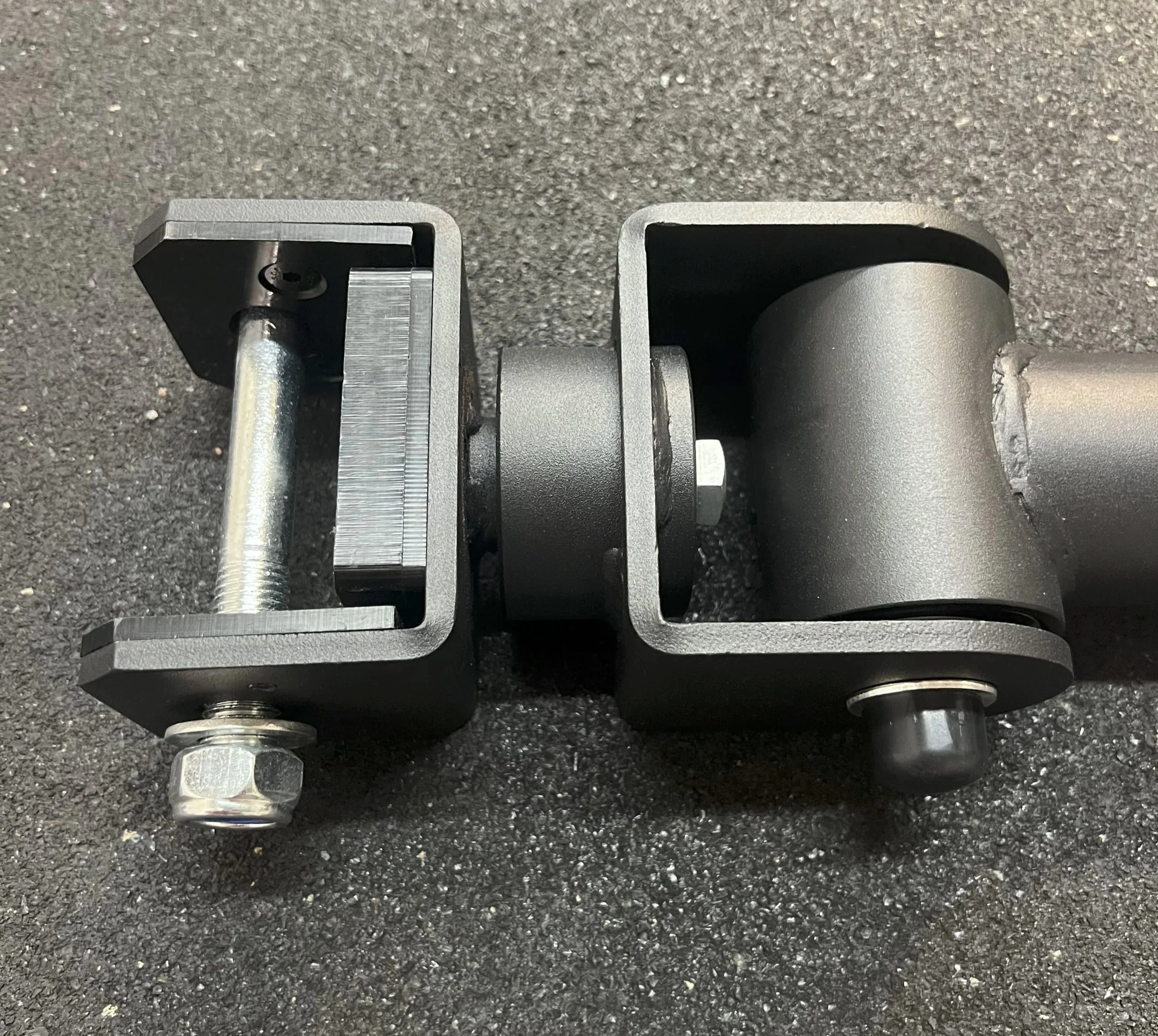 Revision Landmine Rack Attachment