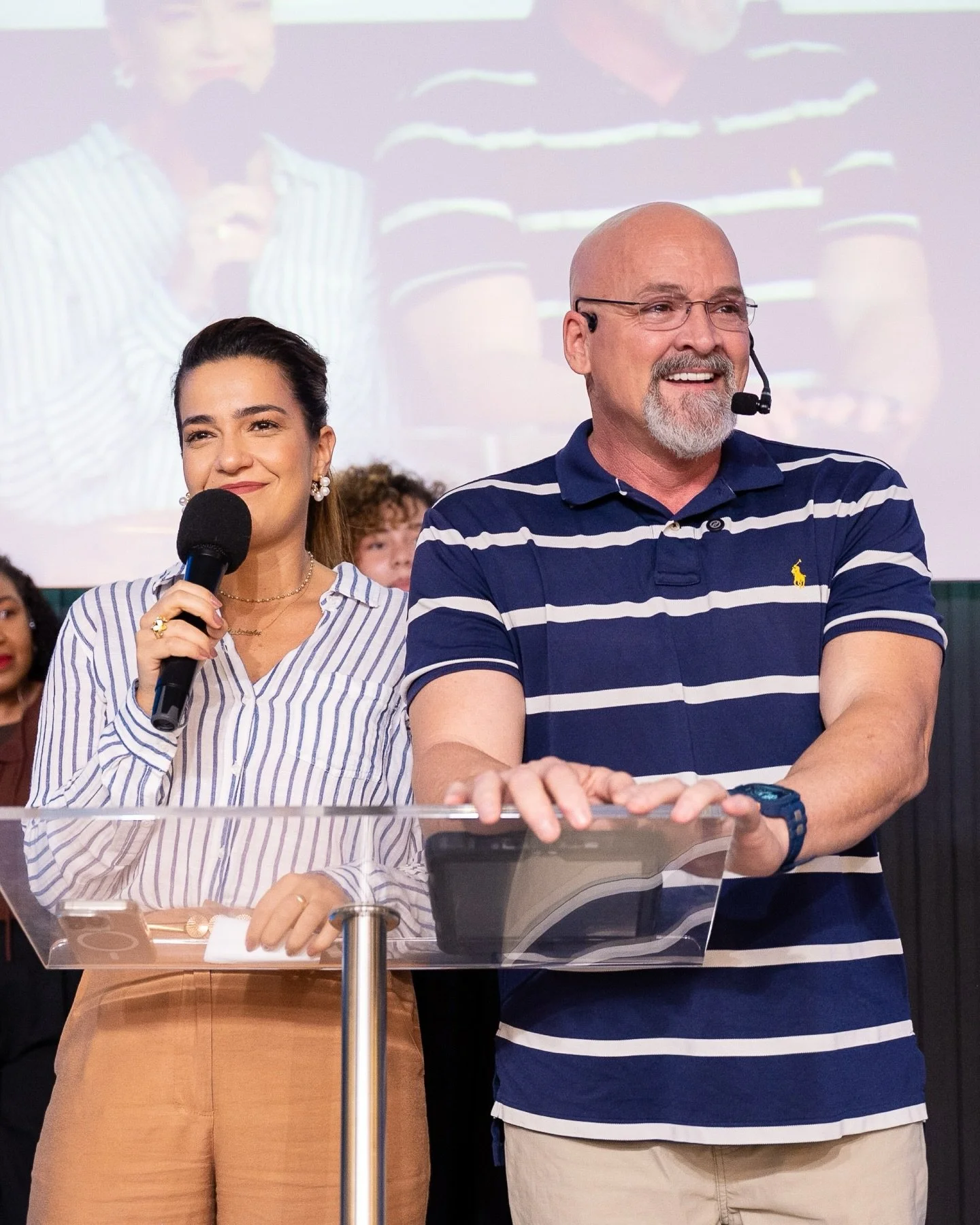 A powerful night at Verbo da Vida Lamar&atilde;o Church. 🔥
What a privilege to preach the Word and witness God moving in power, touching hearts and renewing lives. When His presence is manifested, everything changes.
___

Uma noite poderosa na Igrej