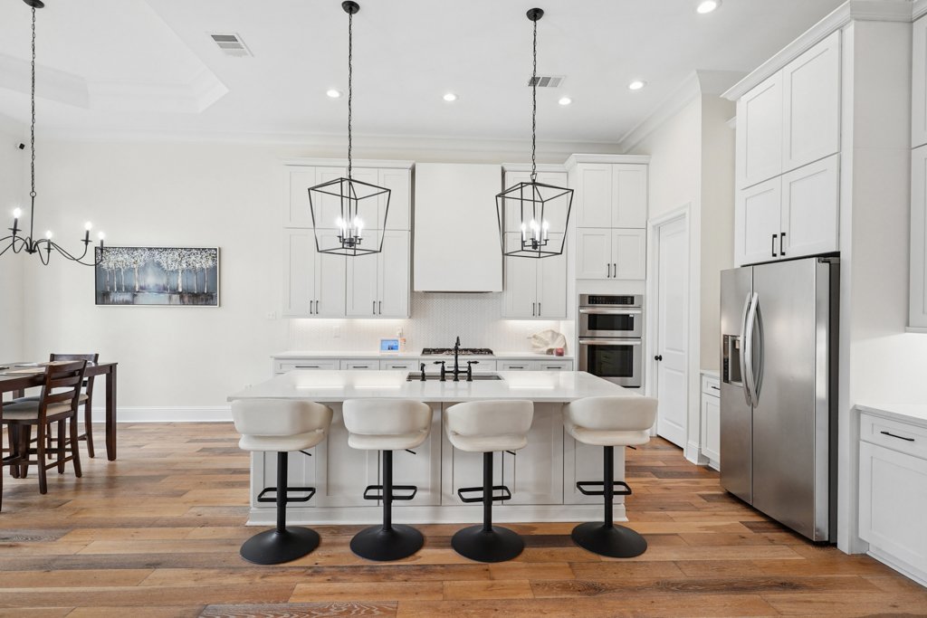 4032CypressPointDr_MLS-8.jpg