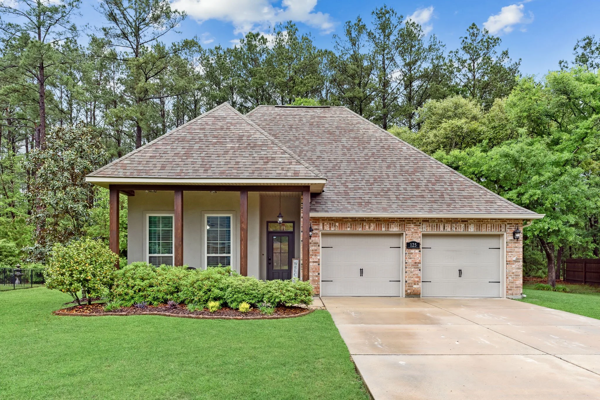 125 Grand Lake Dr_001.JPG