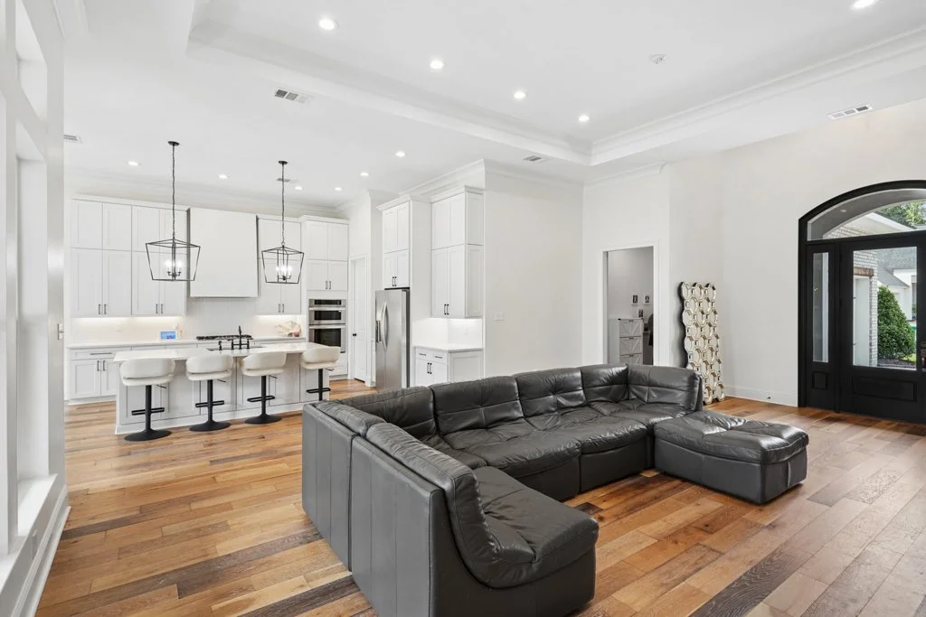 4032CypressPointDr_MLS-7.jpg