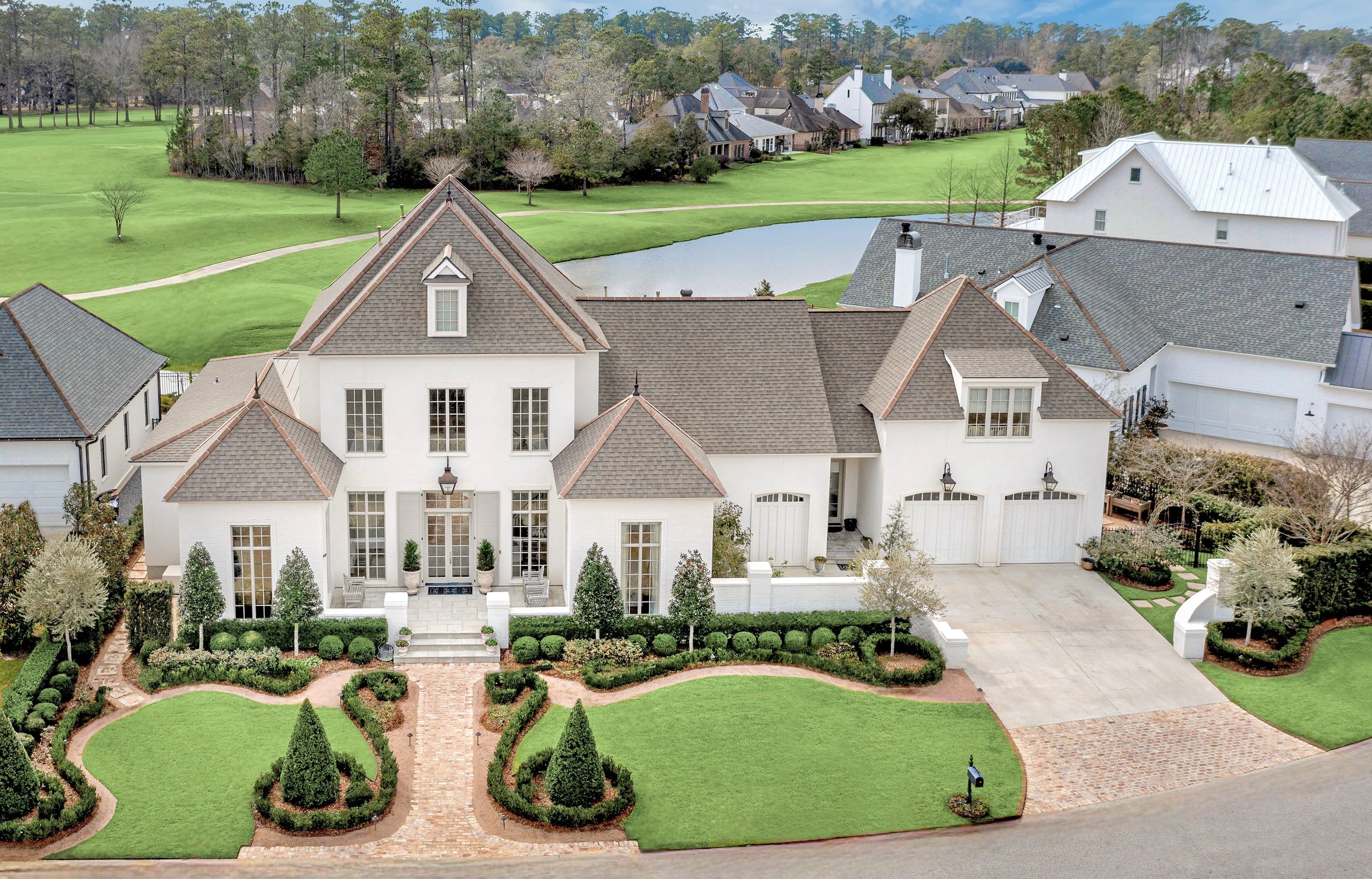43 Hummingbird Road | $1,799,000
