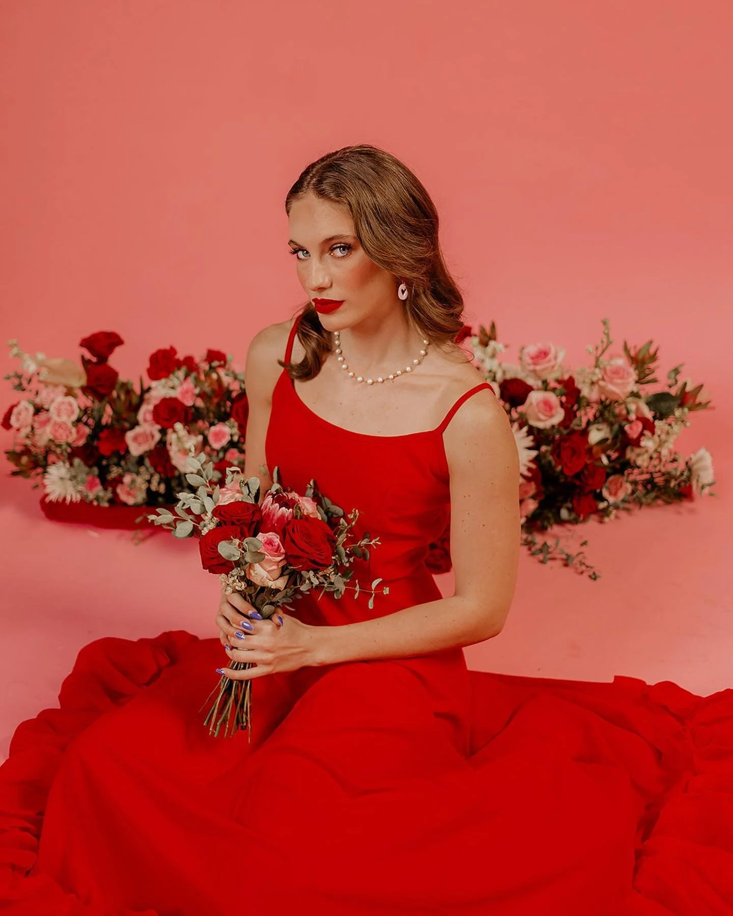 Where there is love there is life. 

Happy Valentine&rsquo;s Day, Lovers.❤️

.

Host + Photographer: @lucky15photography 
Venue: @thediscochurch
Hair: @braelynsmanes
Makeup: @skelsingartistry 
Florals: @whatincarnationllc
Picnic: @dljpicnics
Cake: @s