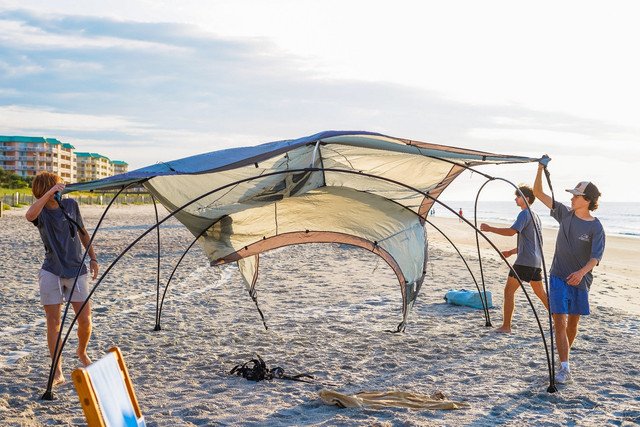 Ready to soak up the sun and surf? Our tent setups make beach days a breeze!

#coastalcharm #premiumoutdoor #seasidestyle #coastalliving #seasonalvibes
