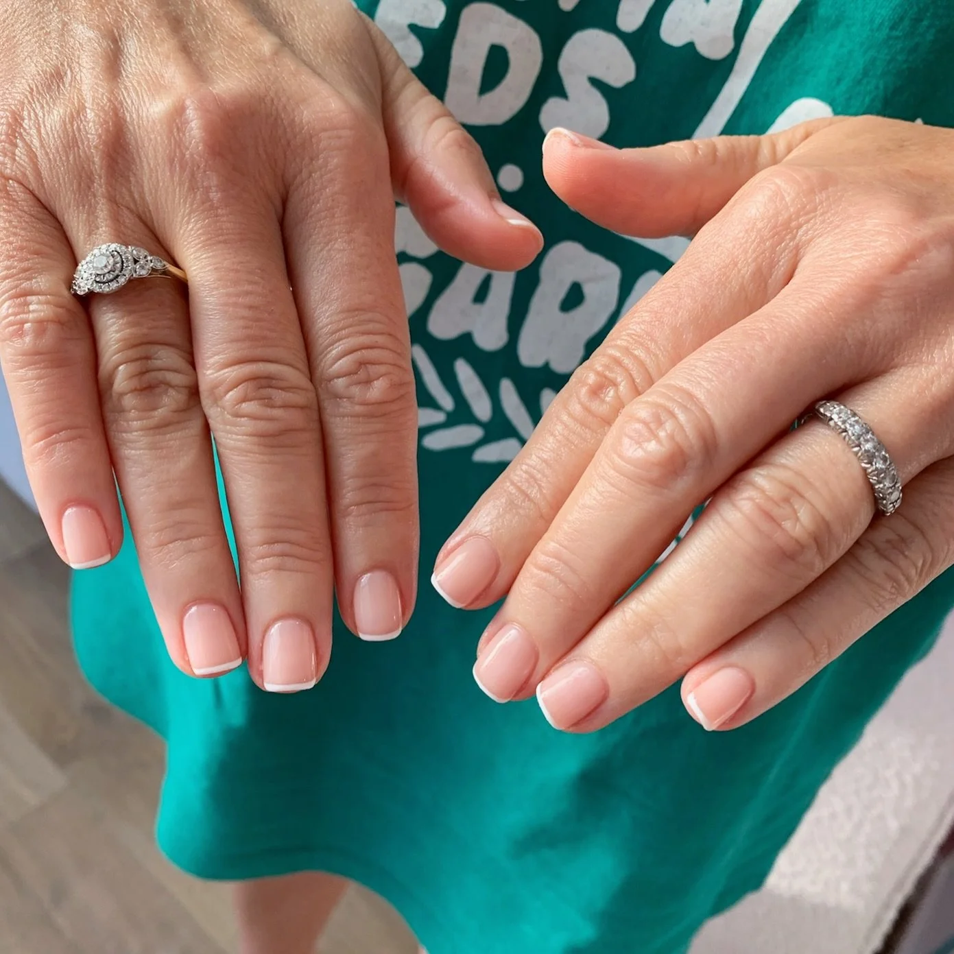 Obsessing over these micro frenchies 💅🏼 When was your last French Manicure? 🤍

#frenchmani #microfrenchies #nails #gelnails #nailart #noosa #noosanails #noosalife #noosaliving #noosaholiday #noosawedding #visitnoosa #noosa_qld #sunshinecoast #suns
