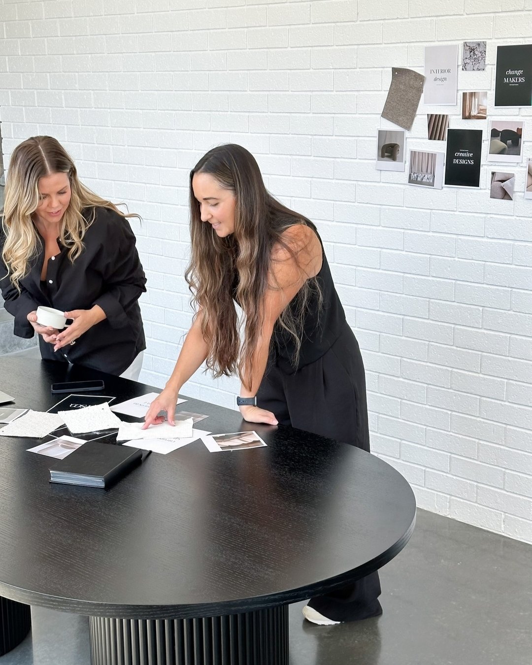 Always planning and workshopping - We are very lucky to have a team full of so many creative individuals, each bringing their own wonderful ideas and creative flair. 

#interiorstyling #interiorstylingaustralia #interiordesign #furniturepackages #fur