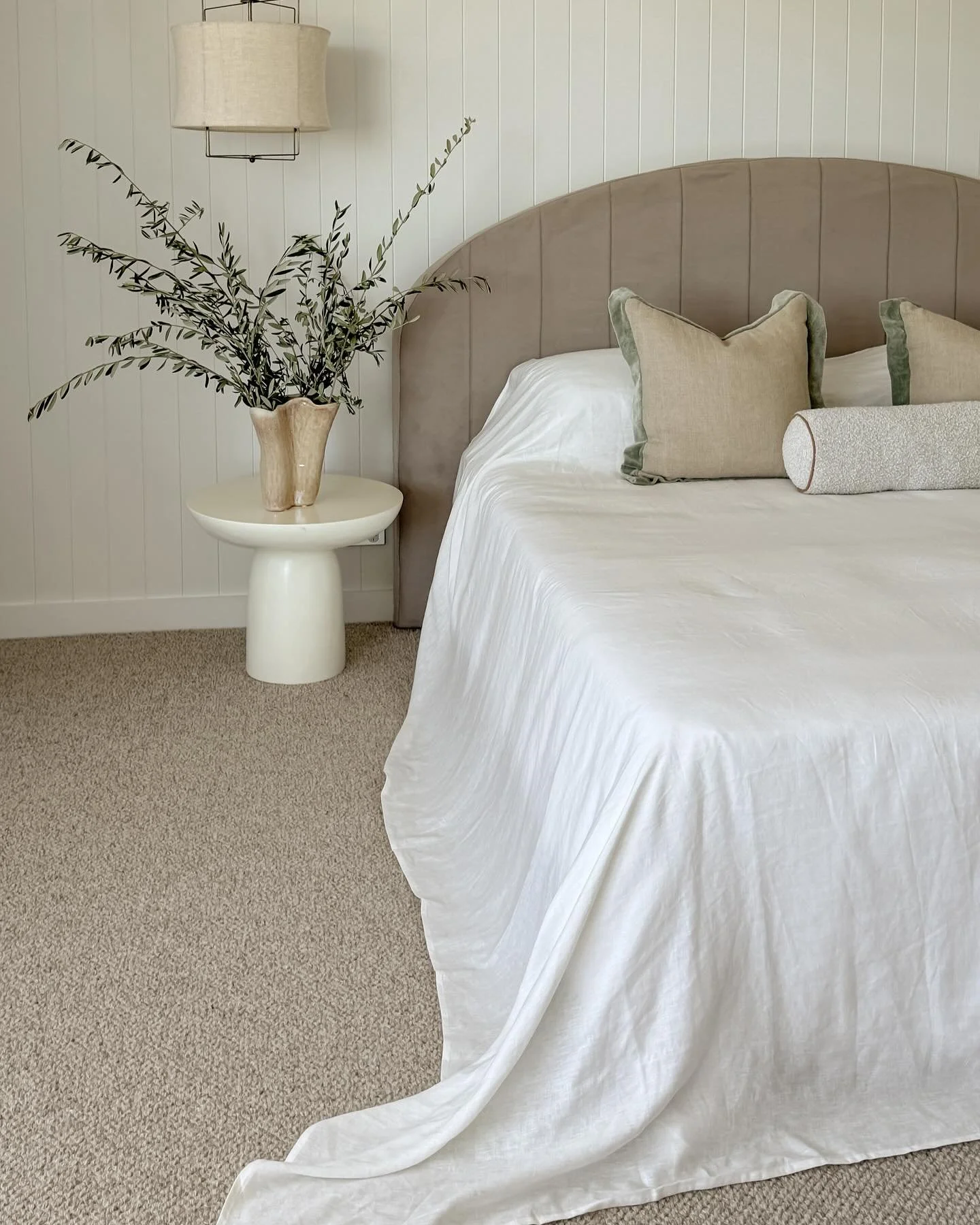 A gorgeous Cottesloe home designed for coastal living at its finest.
Our styling inspired by its sought after, seaside location, bringing a sense of calm, elevated luxury. A refined take on coastal. Effortless, layered and perfectly in tune with its 