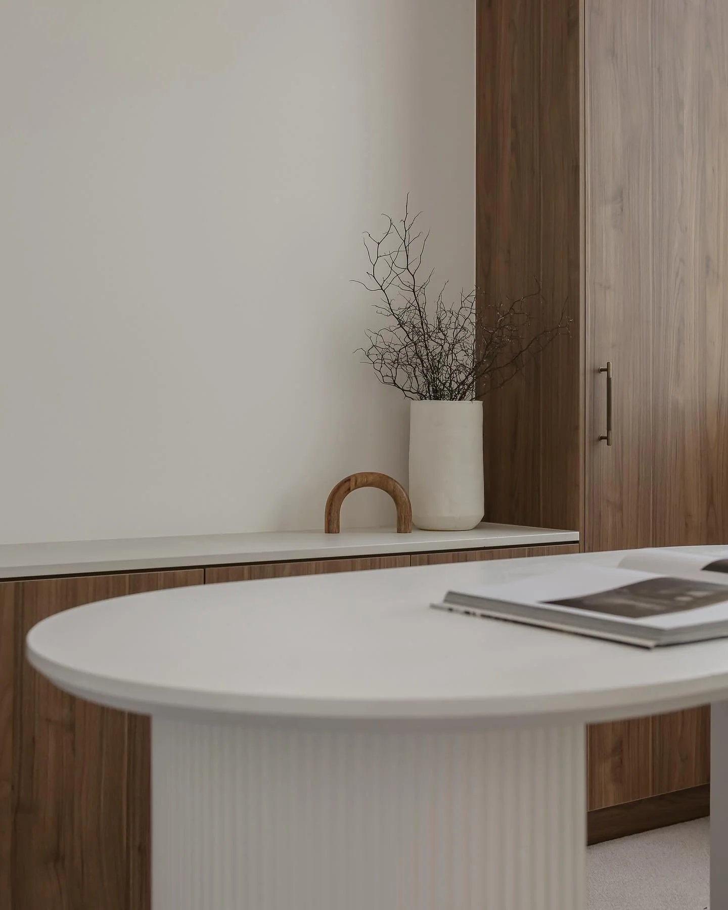 Every corner, every detail, every fold is placed with intention. What you see in the finished space is the result of thoughtful choices made weeks earlier, when the concept first began to form in our stylists&rsquo; minds. Their ability to translate 