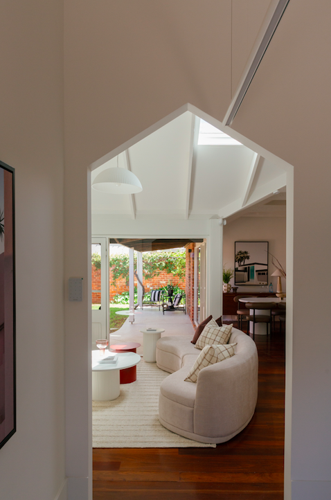      

 
   PROJECT FEATURE  Thompson Road | North Fremantle   PROJECT TYPE    REAL ESTATE STAGING 
 




















  
  



    


  

  


 
   
    
      

        

        

        
          
             
               
              