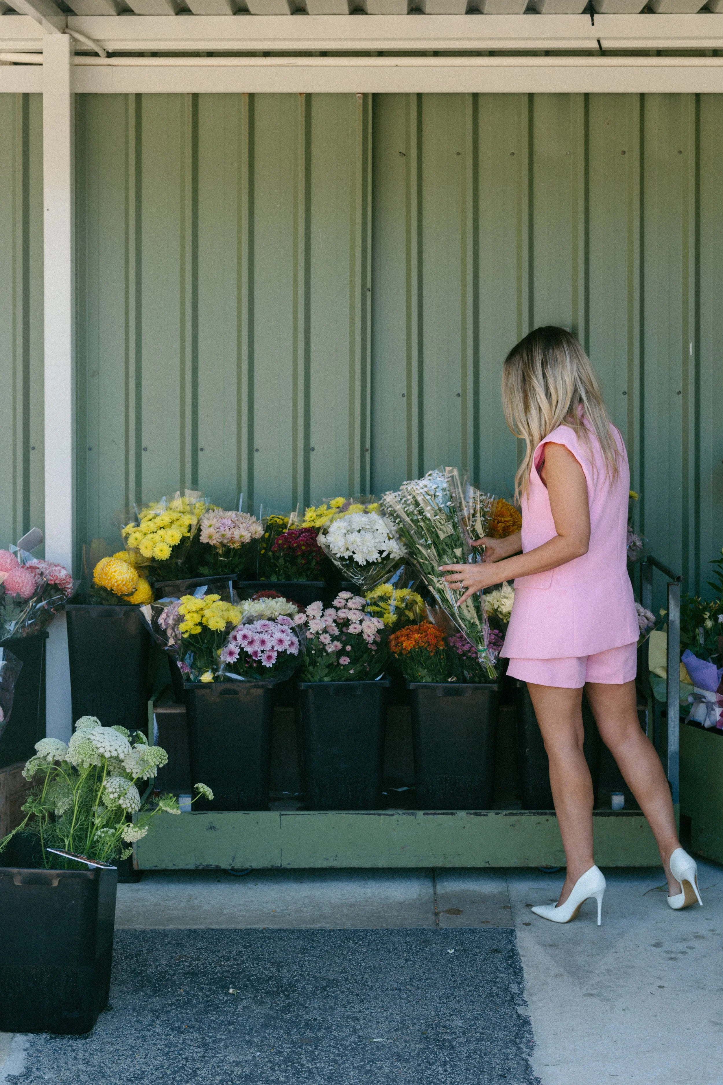      

 
   PSCO | STYLING TIPS  THOUGHTFULNESS IS ALAYS IN BLOOM    As Valentine’s Day approaches, flowers often re-enter the conversation as a symbol of romance. But at Perth Style Company, we believe flowers have always meant something broader and