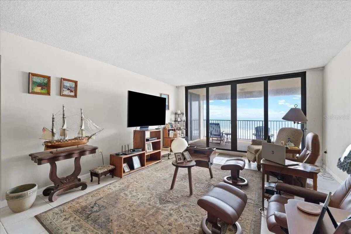 2815-S-Atlantic-Ave-Apt-402_Cocoa-Beach_FL_32931 (6).png