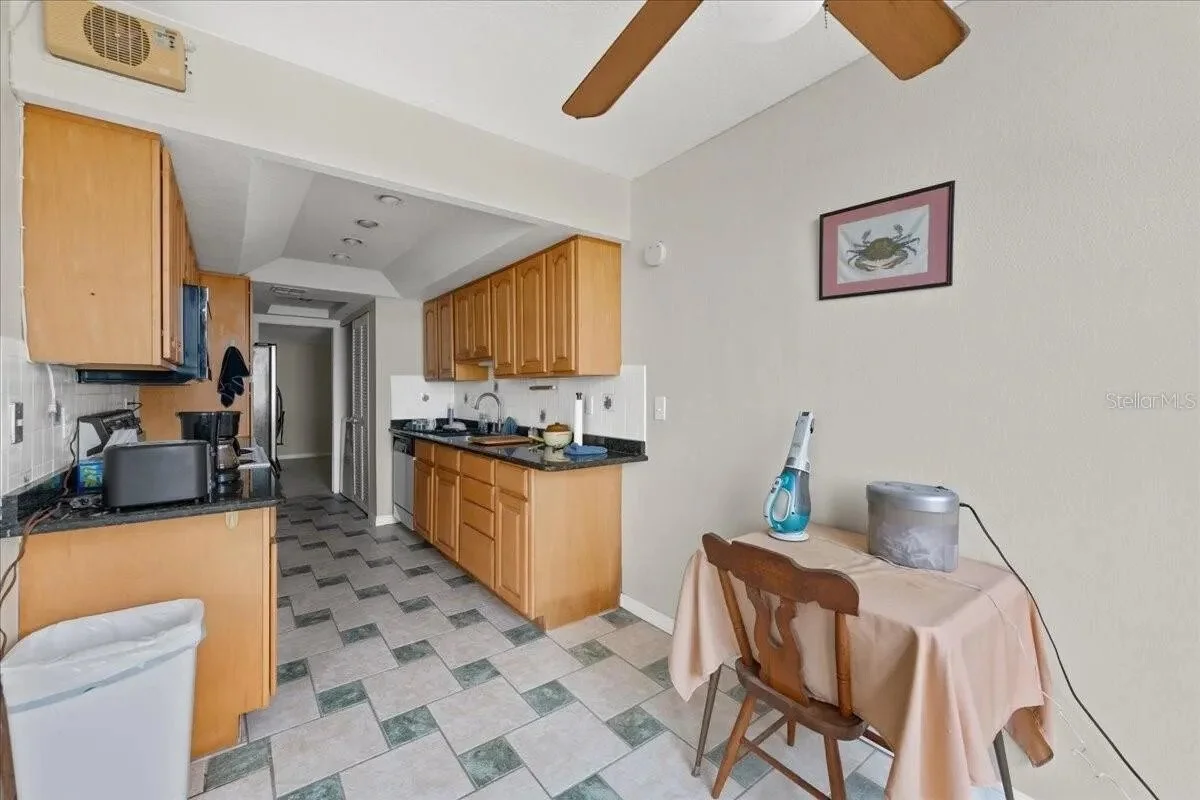 2815-S-Atlantic-Ave-Apt-402_Cocoa-Beach_FL_32931 (11).png