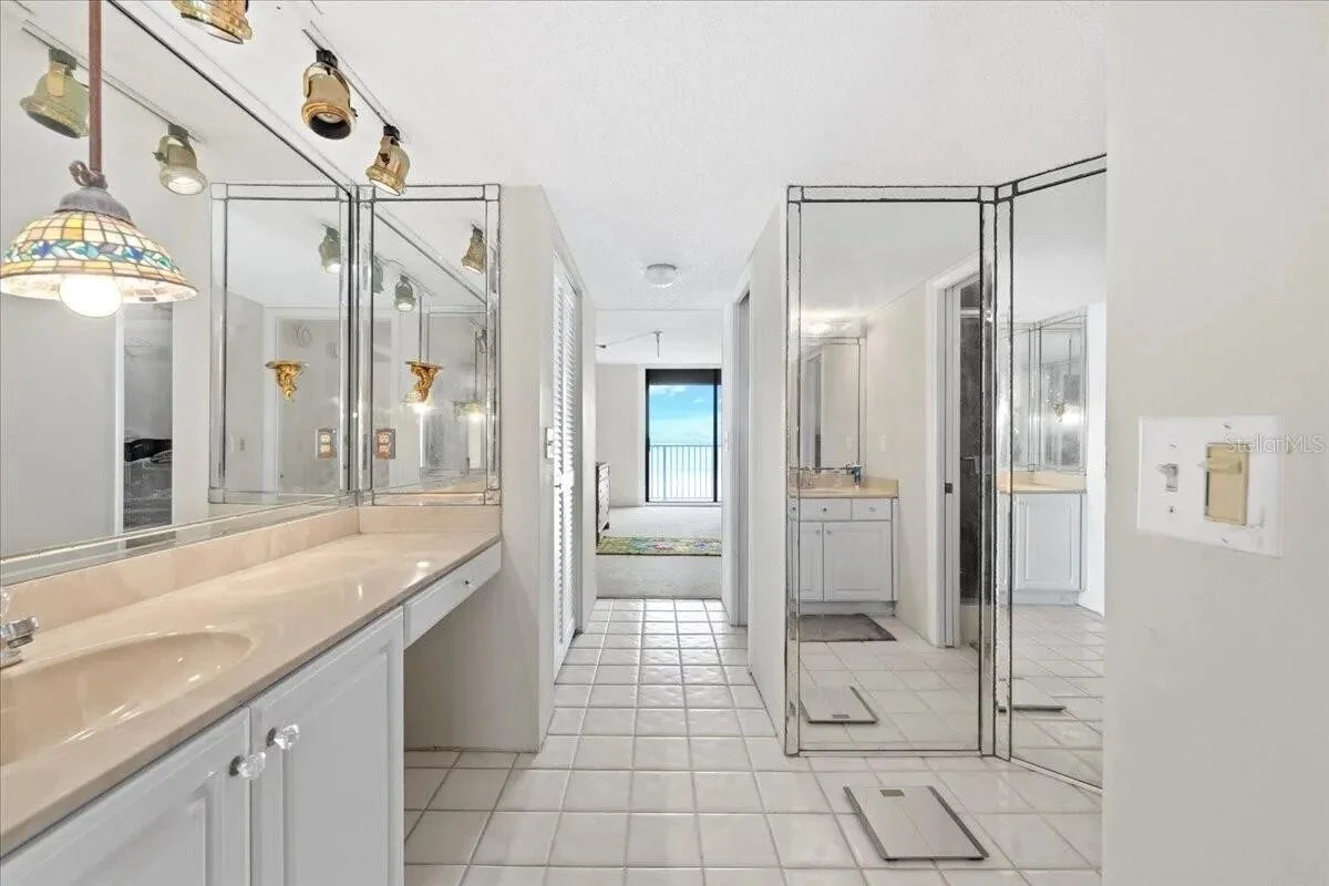 2815-S-Atlantic-Ave-Apt-402_Cocoa-Beach_FL_32931 (15).png