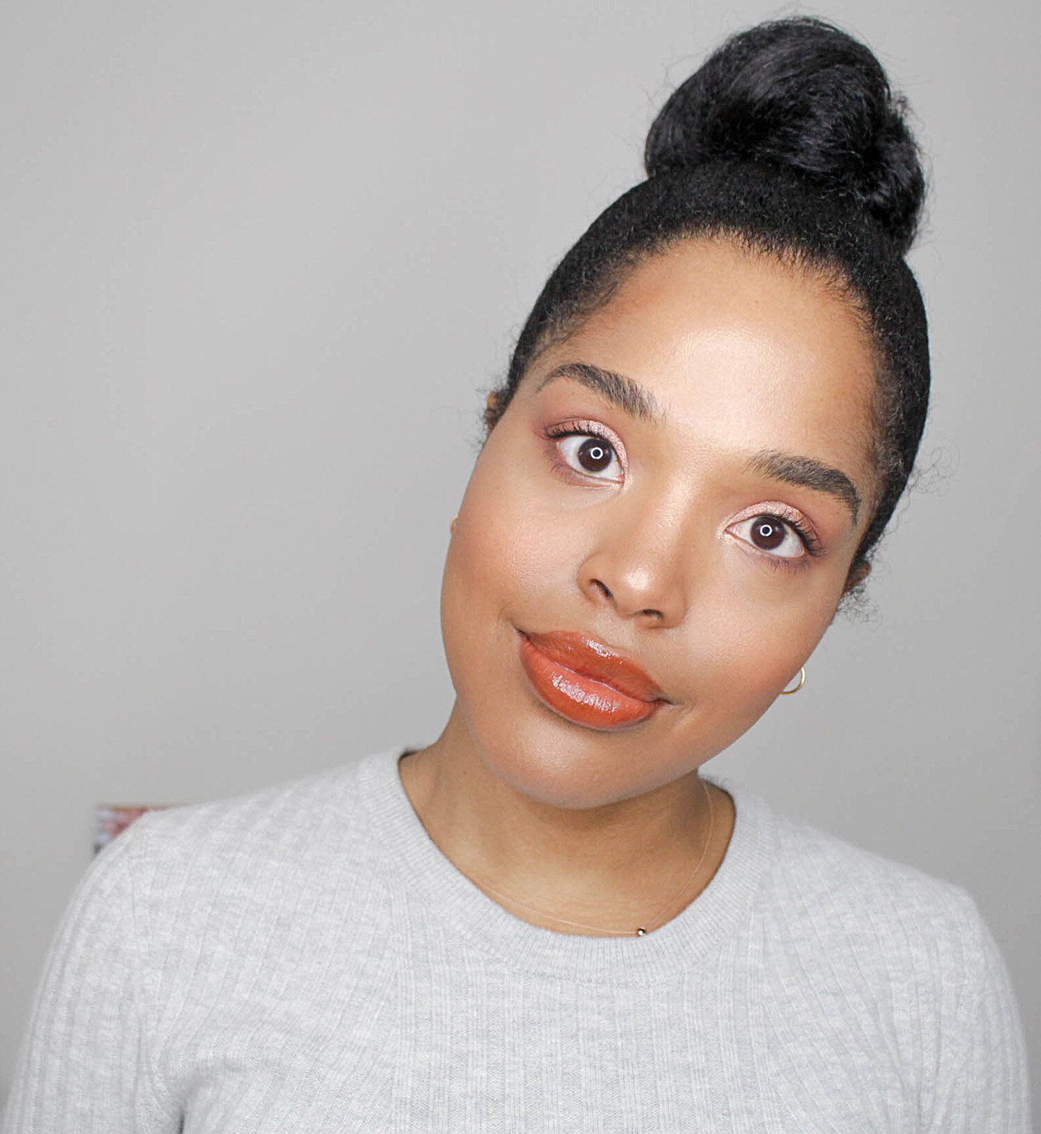 Peach Bronze Makeup Look With The Best