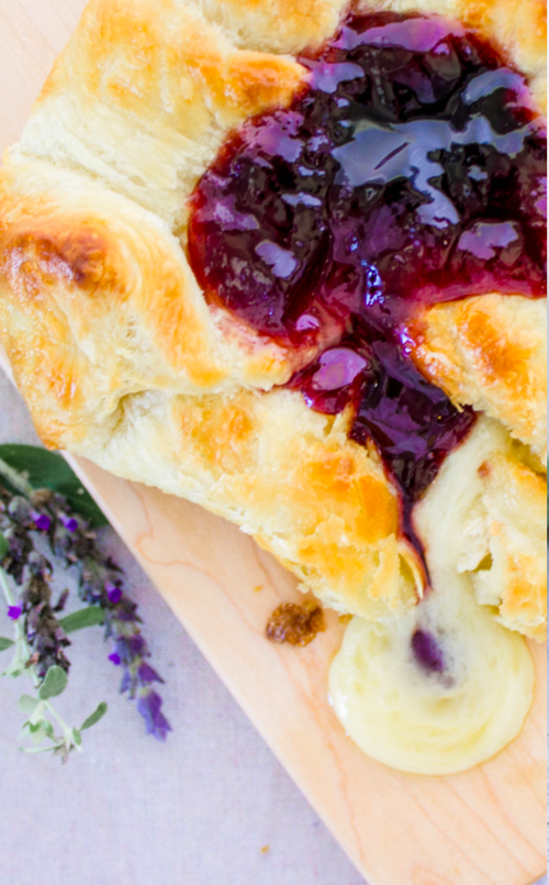 Baked Brie en Croûte, Homemade Crackers and Mixed Berry Compote