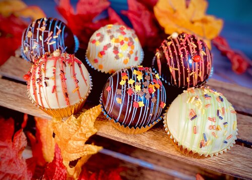 Fall Flavored Hot Chocolate Bombs