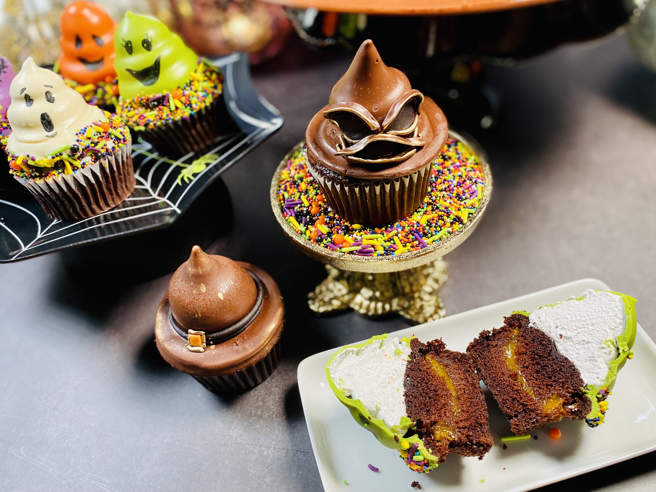 Halloween Cupcakes Serial Killer.jpg