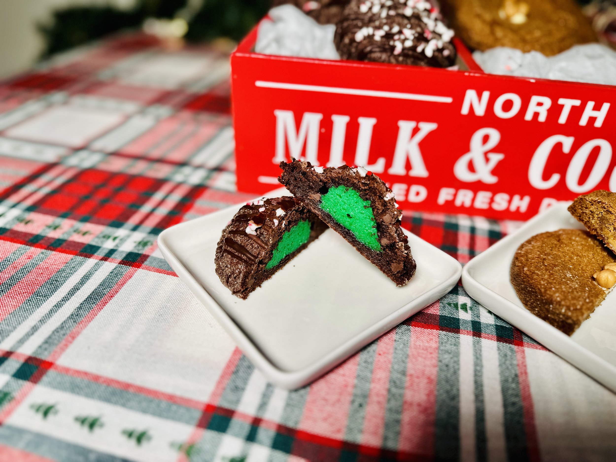 Holiday Stuffed Cookies_1556.jpg