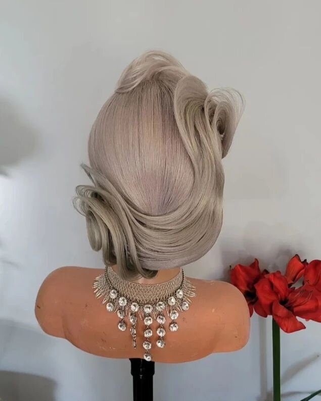 #btpstylingawards2023_cleanupdo #btpstylingawards#beyondtheponytail #valentina_hair_updos