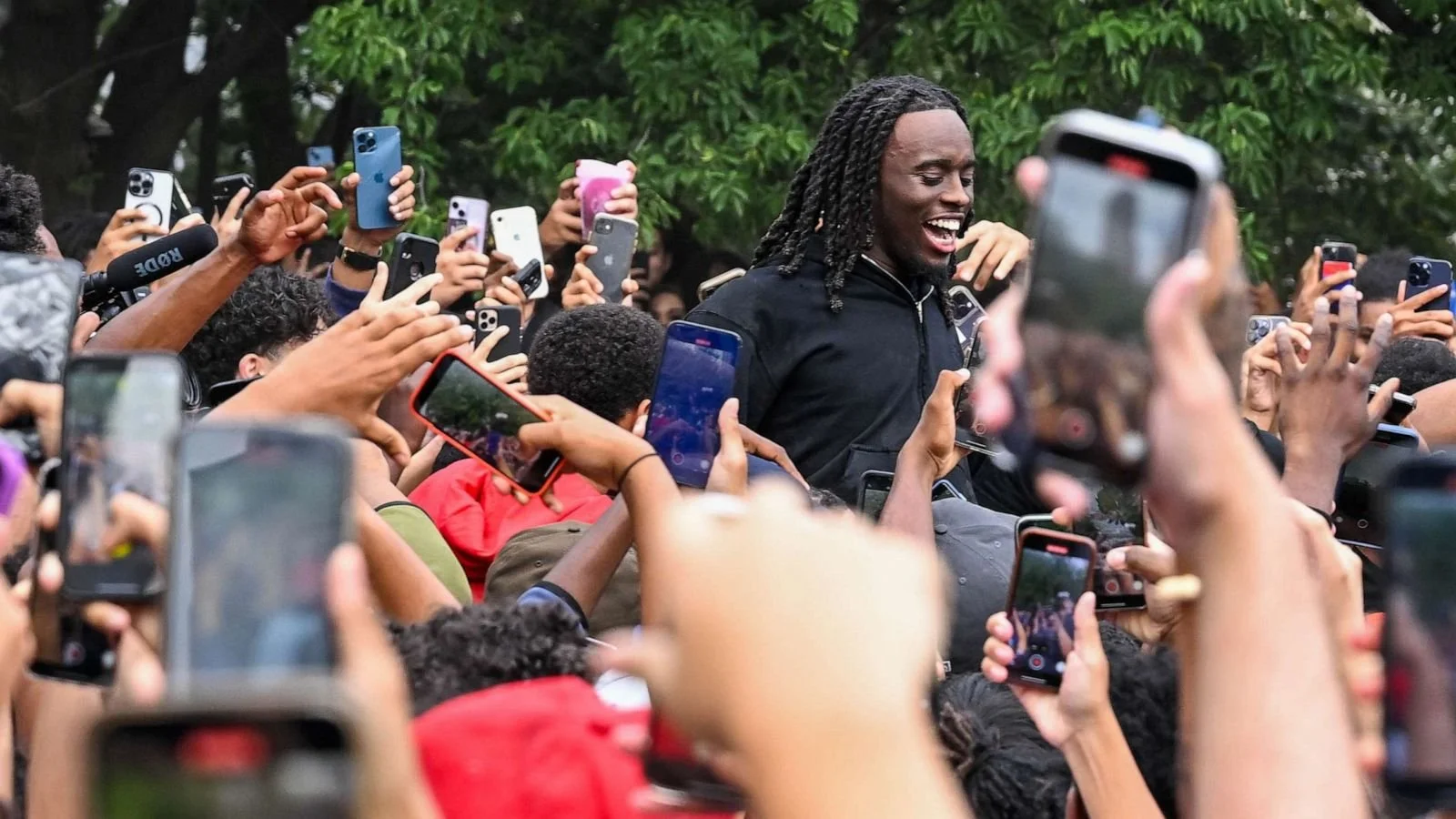 Social media influencer faces charges following chaotic NYC gaming giveaway event