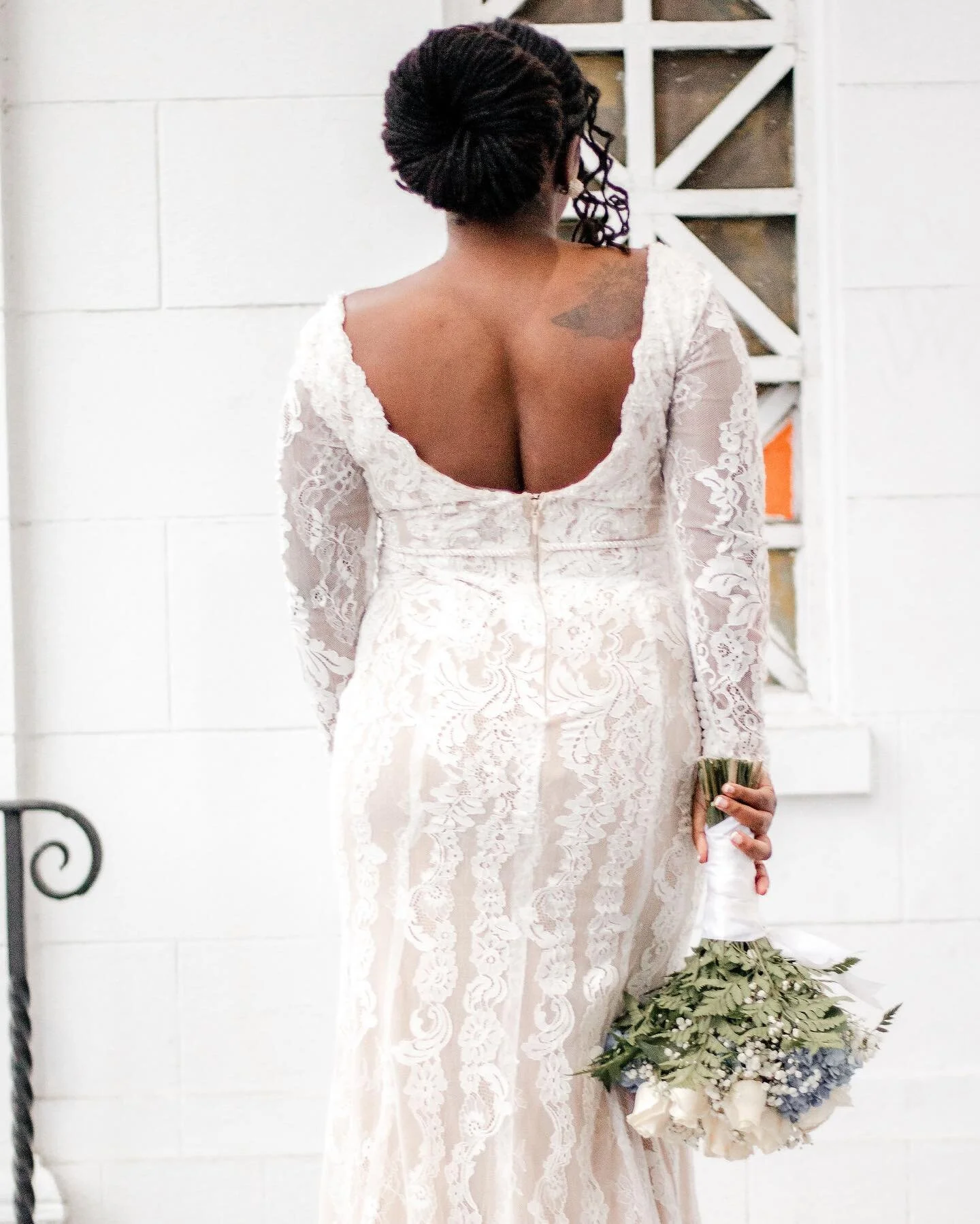 I know I can count on you to have a 360 degree covering over me

Forever and always 💙🤍💙

📸 @dsvisualproductions @danaescoggins 

#covering #covered #wife #wifey #husbandsprotect #covenantmarriage #faithfullyyogawithbrittany