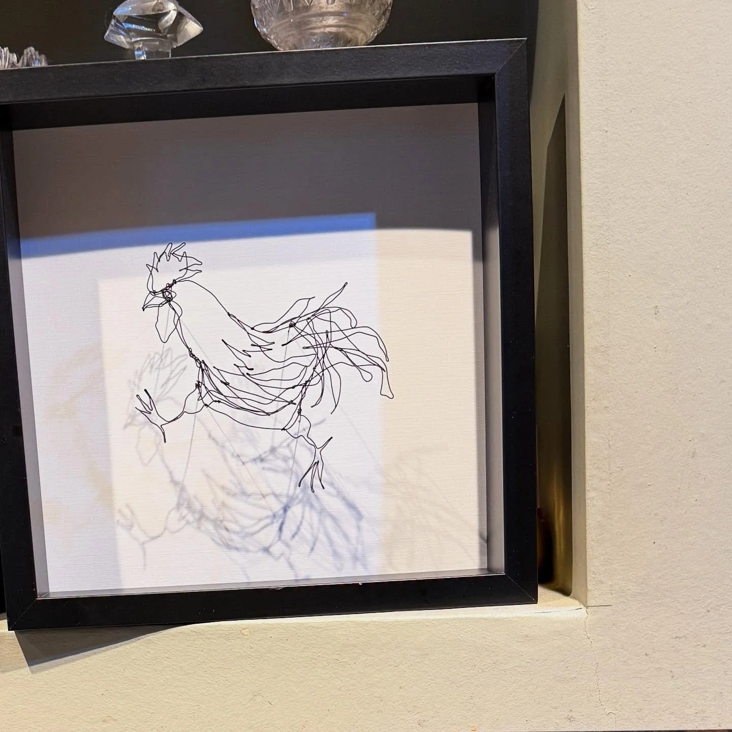 New art! Gracing a wee cubbyhole in the kitchen for the moment. A determined looking rooster strutting his stuff, casting wonderful shapes- bought from @philippajohnston257 who is part of #perthopenstudios - go look tomorrow or Sunday- she has loads