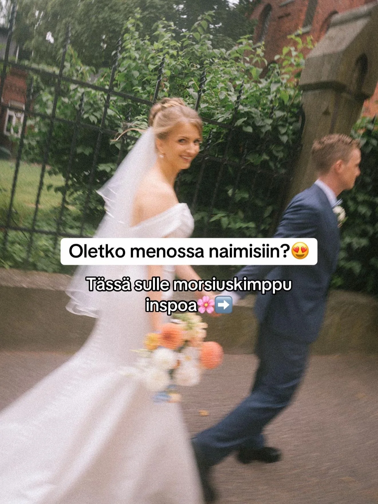Mink&auml; n&auml;ist&auml; valitsisit omiin h&auml;ihin?💍🌸

#h&auml;&auml;t #h&auml;&auml;kukat #morsiuskimppu #h&auml;&auml;inspiraatio