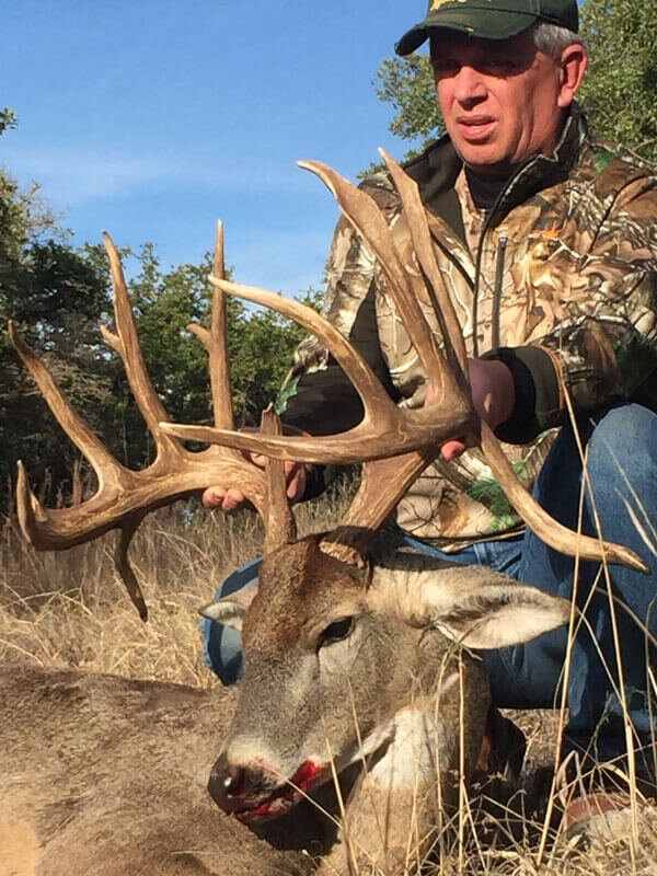 Texas Whitetail Deer Hunts | Whitetail Deer Hunts In Texas | — Lazy CK ...