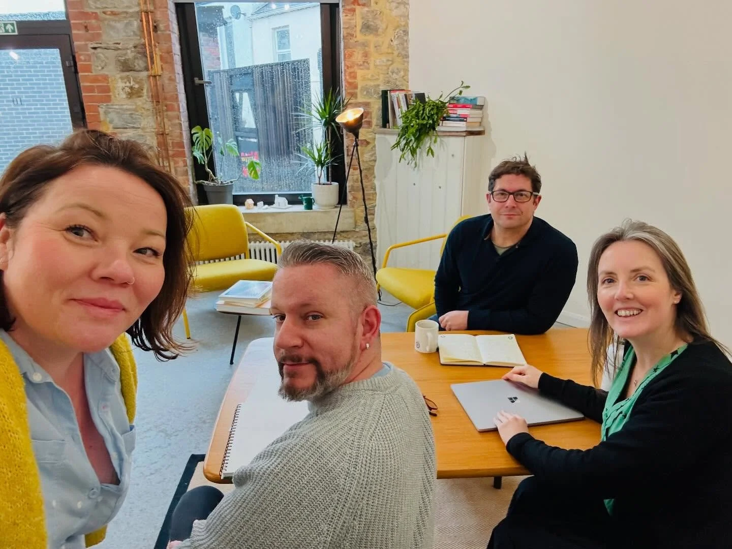 Big smiles over here because we&rsquo;ve got some brilliant new faces in the @hlmarchitects Plymouth studio at @alma_yard! 🎉 
So happy to welcome Lee Ferris, Damien Cadman &amp; Katie Wake back to the team 🙌
Feeling very lucky to be surrounded by s
