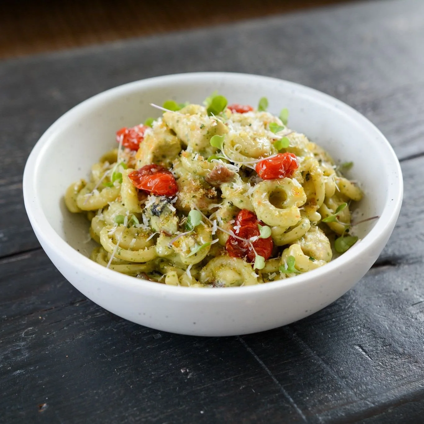 Don't miss out on our pasta bake this week. Perfect for sharing! ⁠
⁠
Pesto campanelle bake with roasted chicken, mushrooms, confit tomatoes &amp; parmesan crumble⁠
⁠
Order yours today by noon for pickup Friday between 3:30-5:30!⁠
⁠
#ordernow #preorde