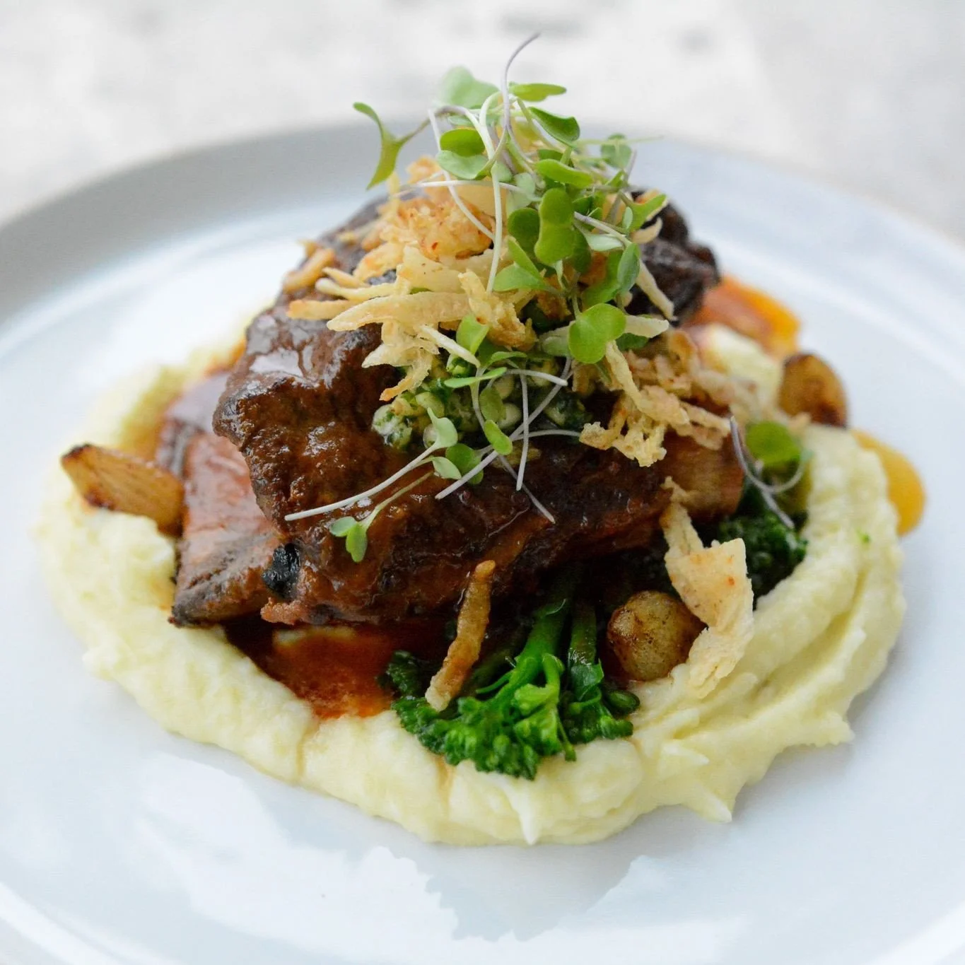 Tavola di Terra is committed to elevating your next dining event. Whether it is a private dinner for two or a dinner party for 20, we are here to assist in creating a memorable experience. 

We are now accepting bookings for in-home catering for 2026