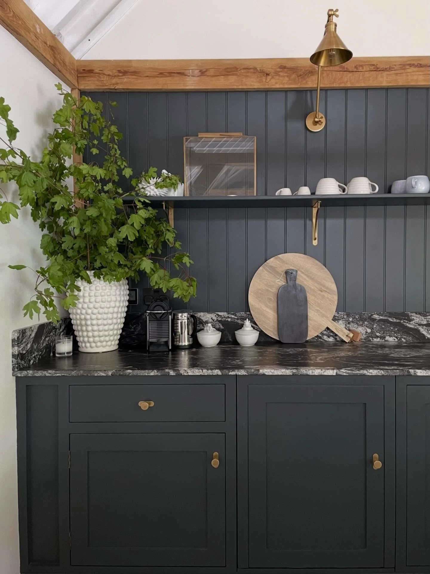 Pool House slash Party Barn. With a fitted kitchen with all mod cons for every party requirement. 

So easy to go traditional navy with swimming pools, but we bucked the trend and went with dramatic neutrals instead. 

Swipe to see this Before. 

She