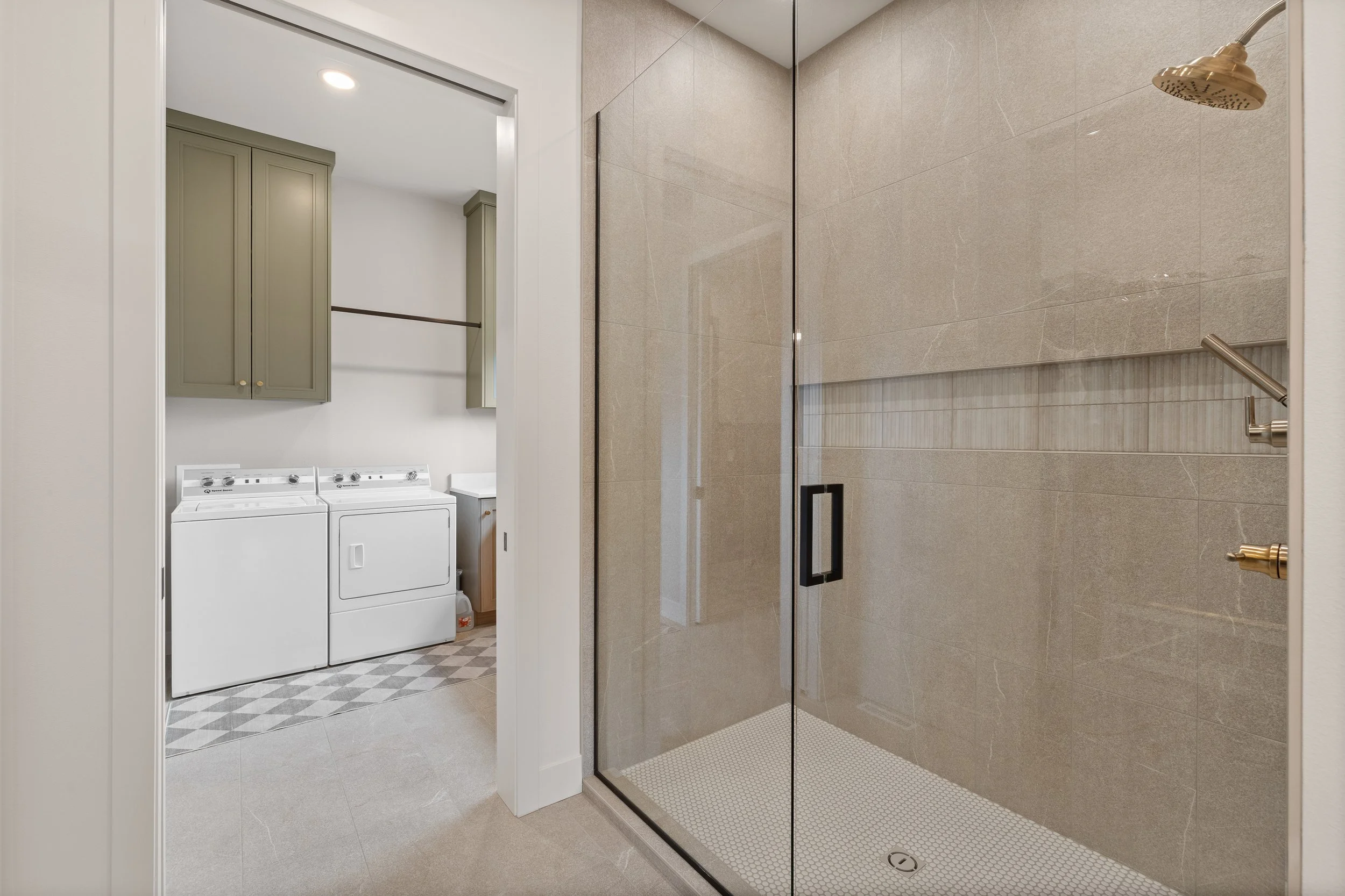 Primary Bath.jpg