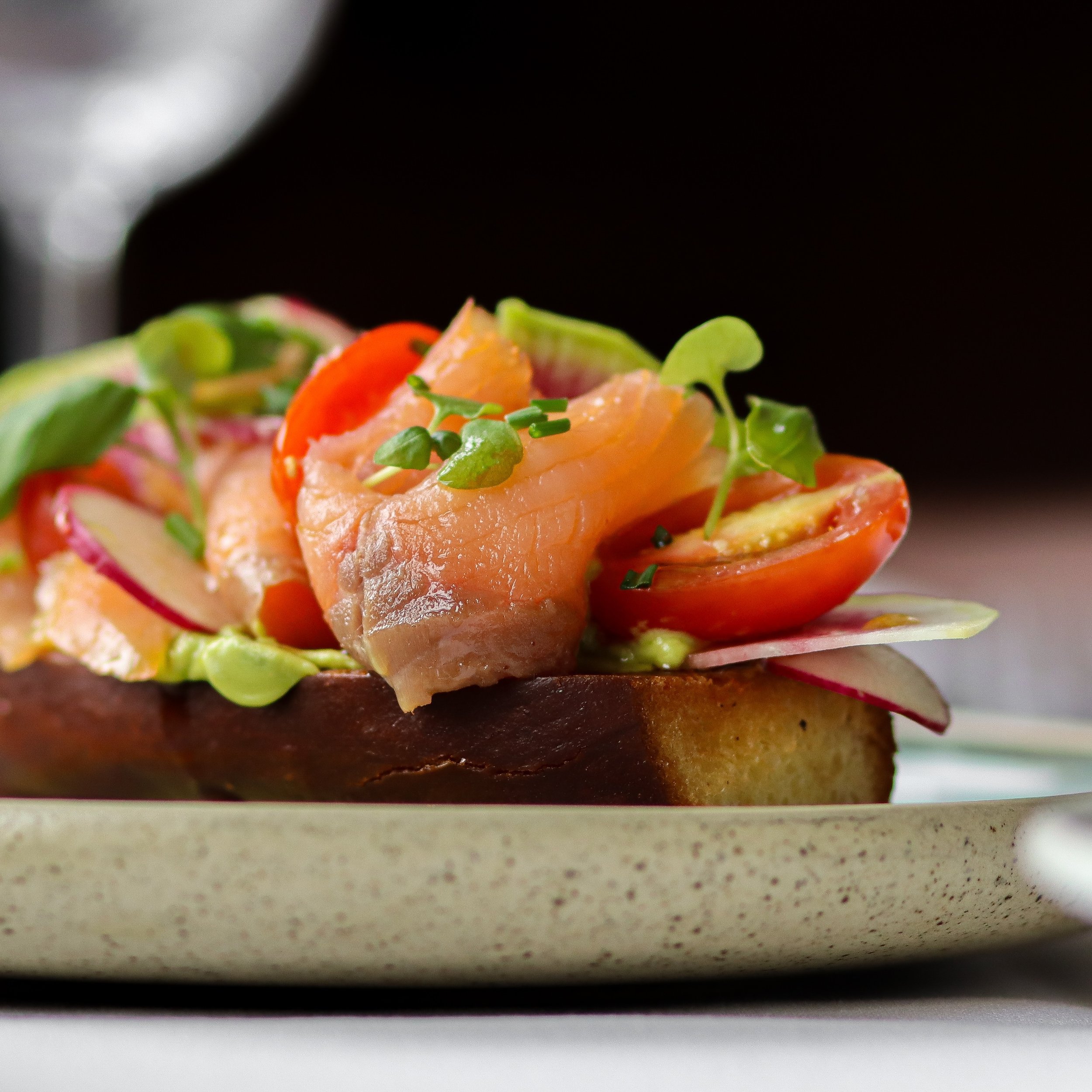 Join us for weekend brunch on Saturdays and Sundays. 

Pictured: Avocado Toast
(smoked salmon, brioche, tomato, tobiko)

#AvocadoToast #Brunch #WeekendBrunch #TasteThisNext