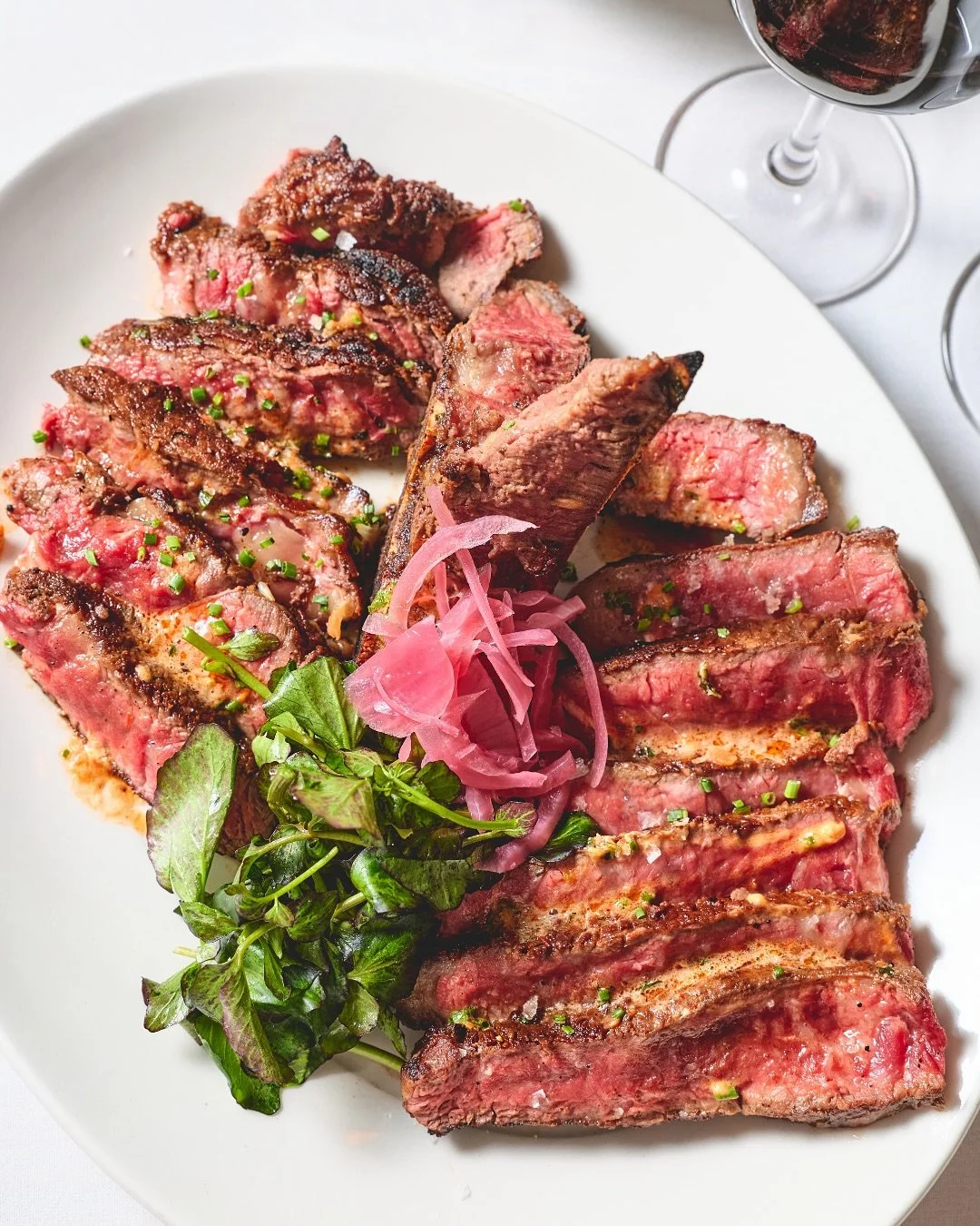 Juicy steaks await&hellip; we&rsquo;ll see you for dinner. 

📸: @briansamuelsphotography
