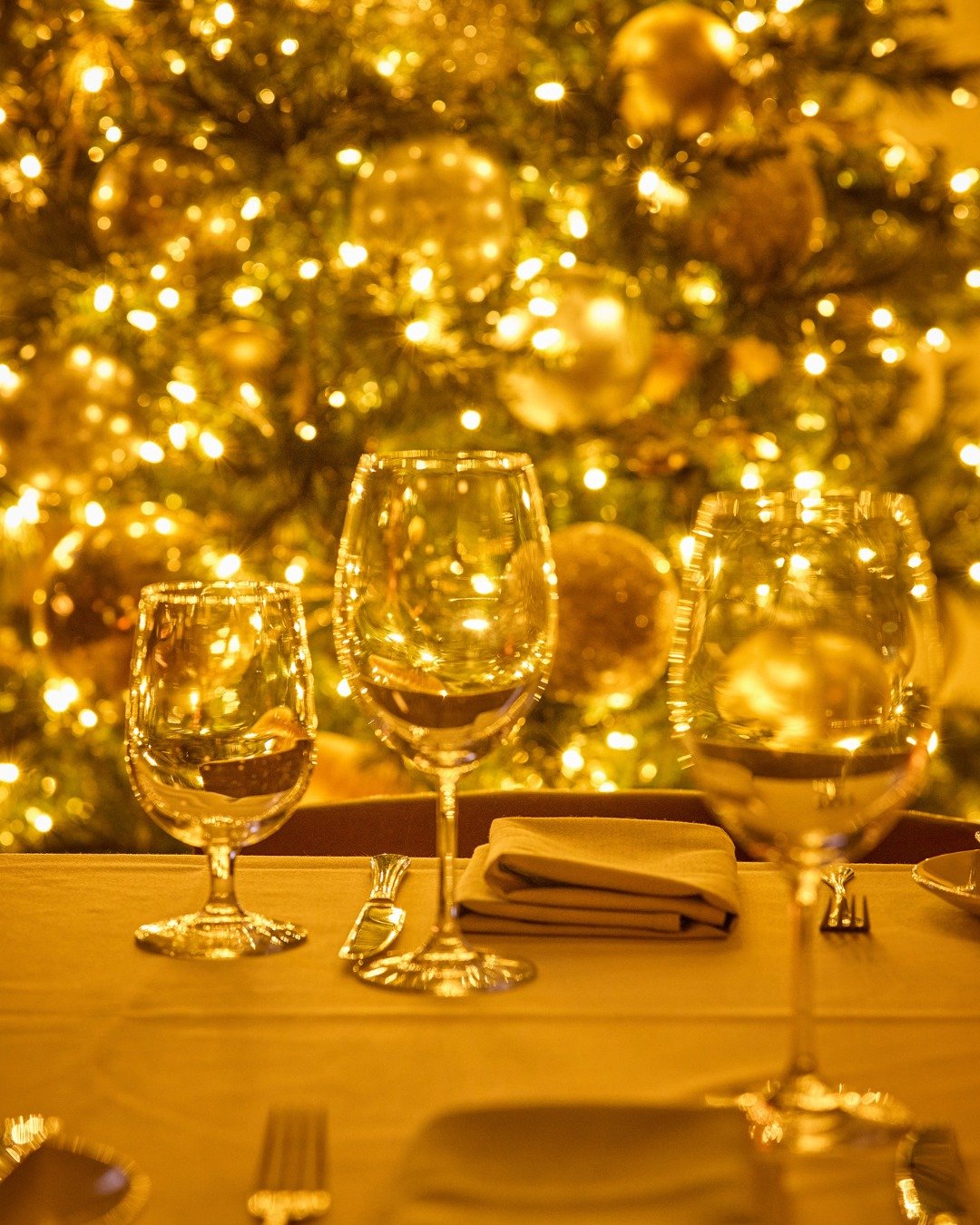 Whether you&rsquo;re planning an intimate gathering or a private celebration, our events team is dedicated to making every moment exceptional. We can&rsquo;t wait to host you this season.

📸 @briansamuelsphotography