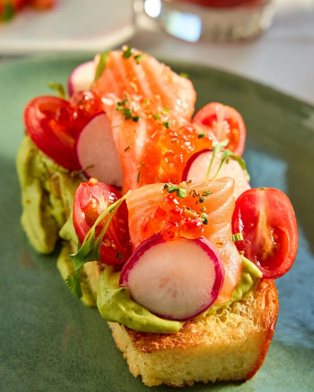 Start your weekend on a fresh note with Saturday brunch - we'll see you in Back Bay.

📸 @briansamuelsphotography