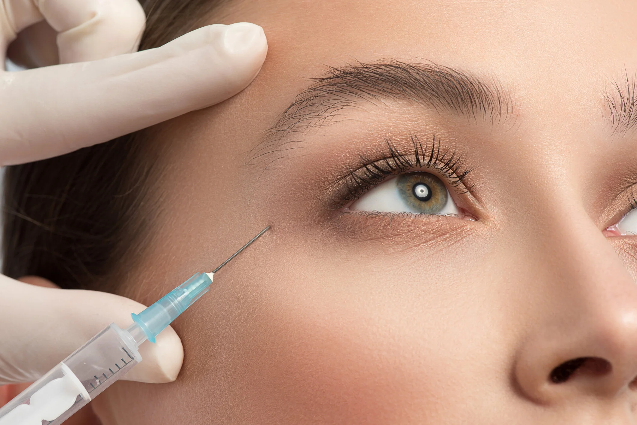 Brow lifting. Инъекционная мезотерапия. Биоревитализация глаз.