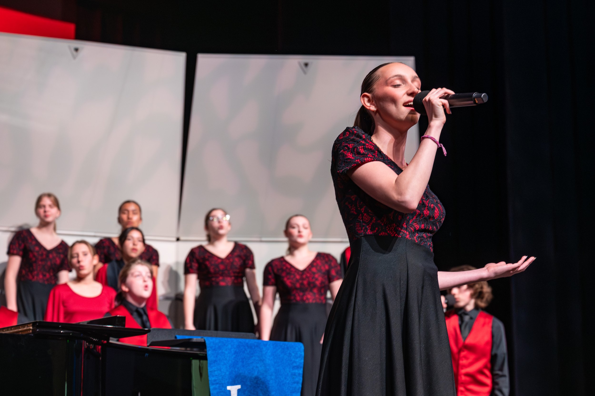 fjuhsd choral showcase-45.jpg